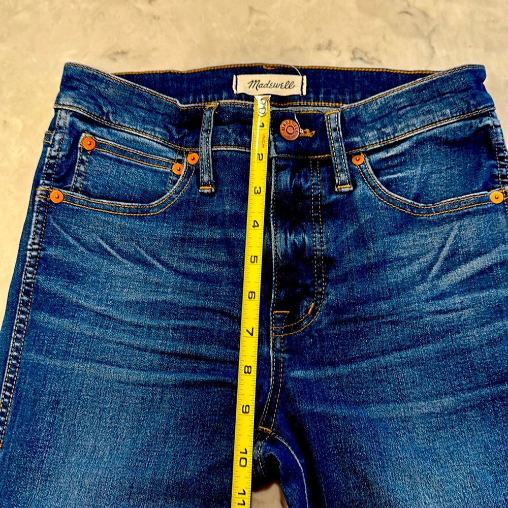 Madewell 10” Hight Rise Skinny size 27 raw hem